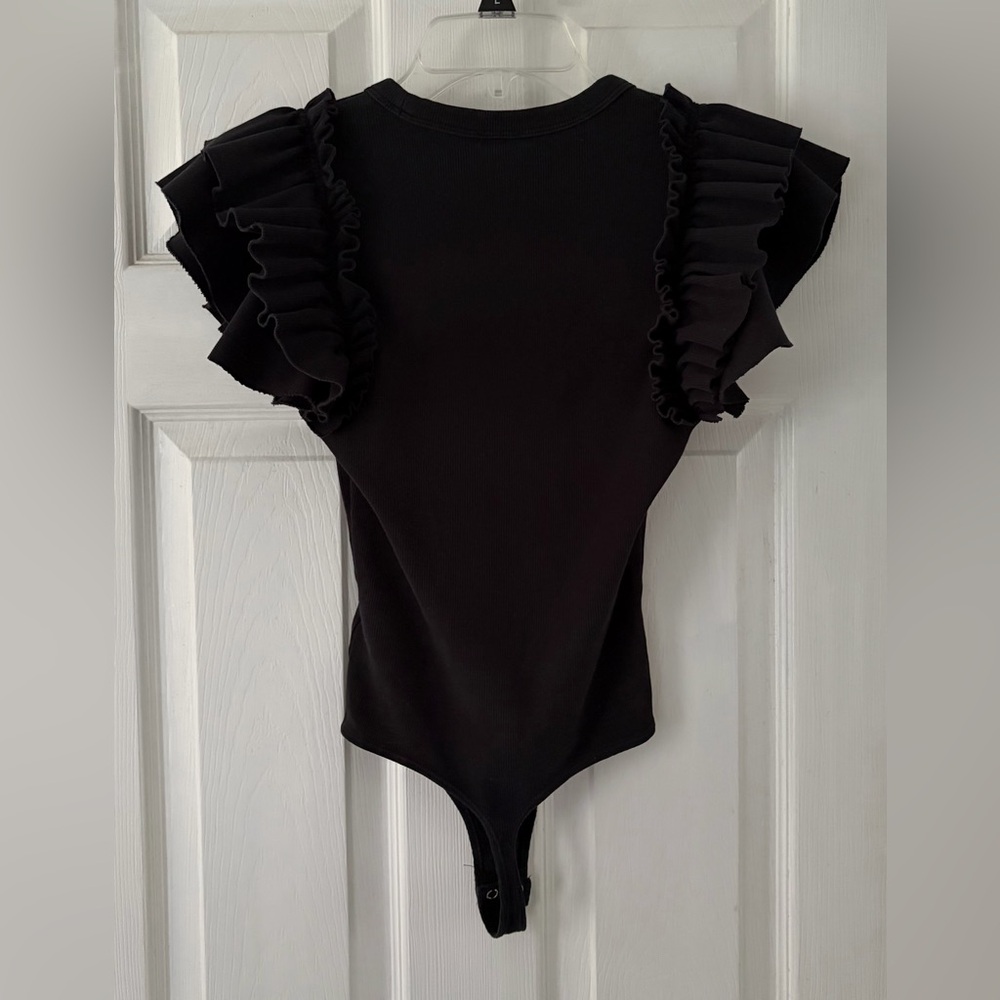 Express Black Ruffle Sleeve V-Neck Bodysuit - Picture 4 of 4